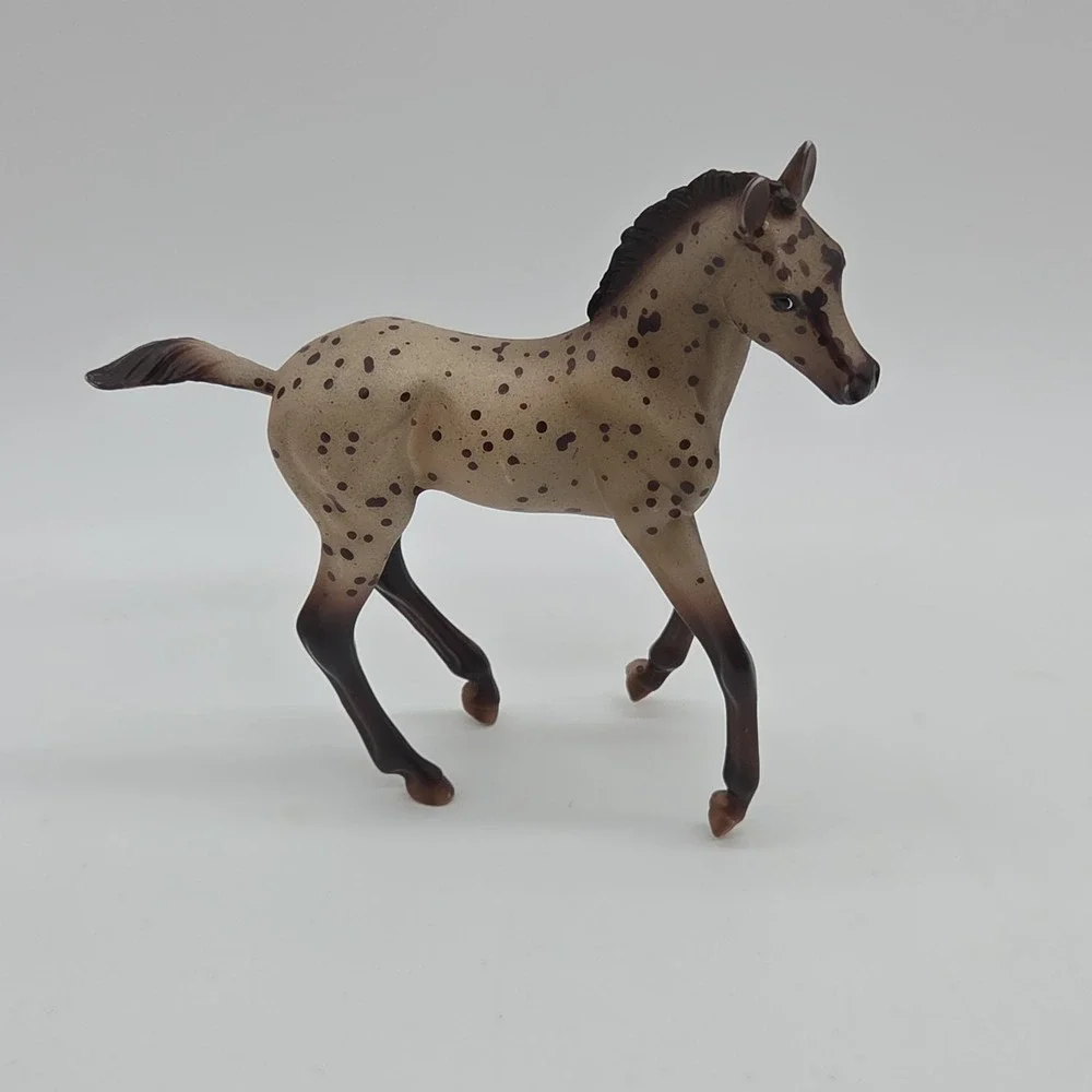 Colorful Foals Set Leopard & Dun #683 Breyer Classic / Freedom Appaloosa Mesteno